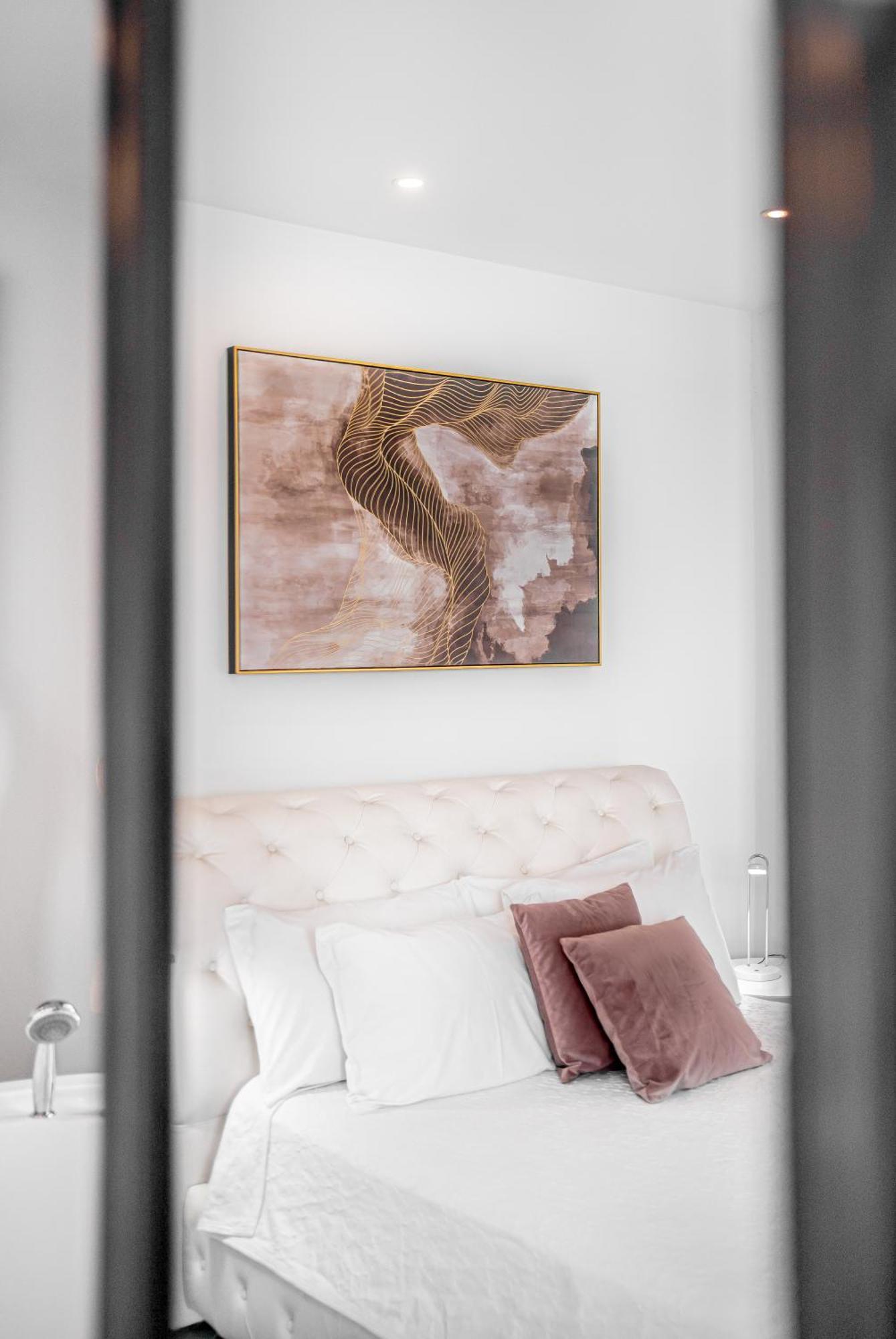 Mesogios House Suites Larnaca Luaran gambar
